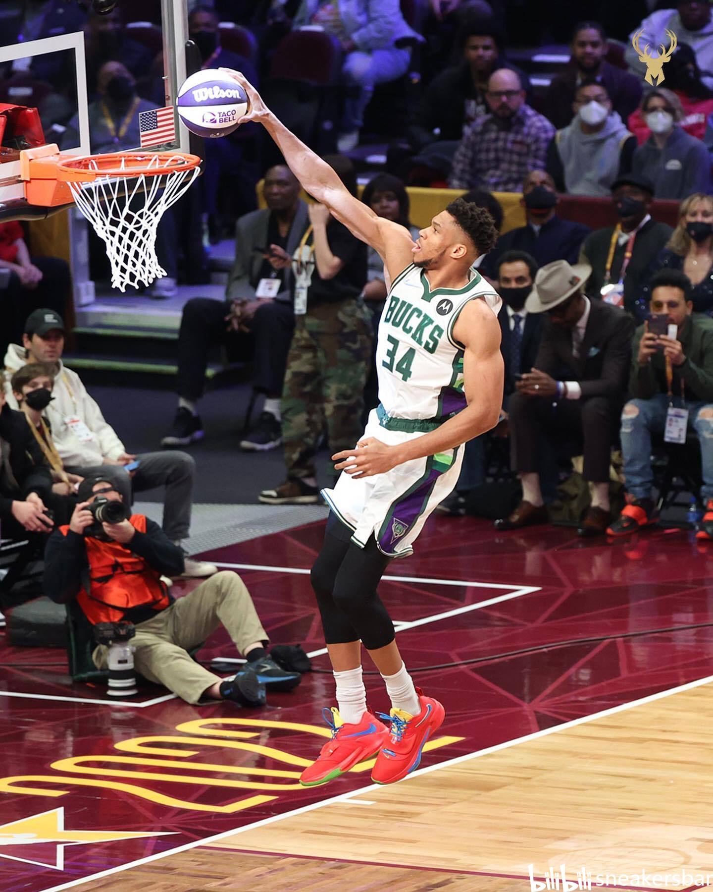 欧冠前瞻：凯拉特核心停赛，奥林匹亚科斯近期状态颇佳（欧冠前瞻：凯拉特王牌停赛，奥林匹亚科斯近况火热）