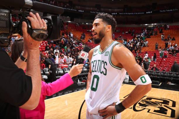 历史级表现！评论区都炸了（神级发挥！评论区炸锅了）