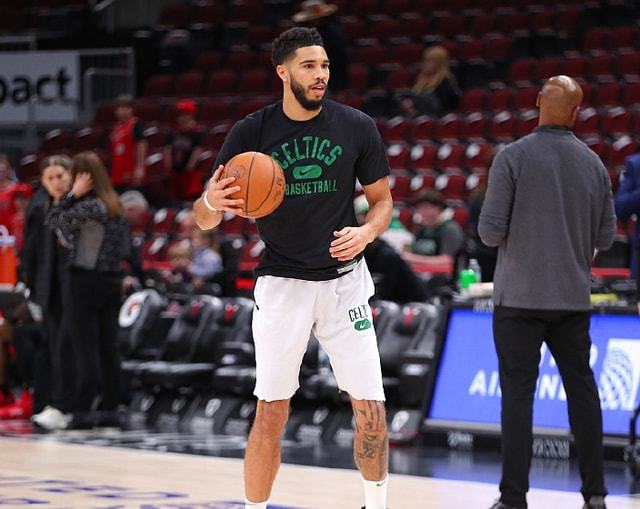 为什么总是慢半拍（为何总慢一步）