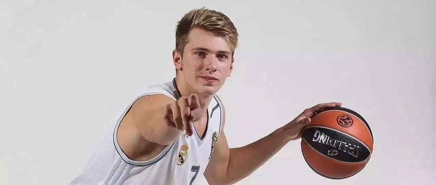 瑞天空：米兰已与阿利松团队展开接触，利物浦明夏愿放他离队（瑞天空：米兰已接洽阿利松团队，利物浦愿在明夏放人）