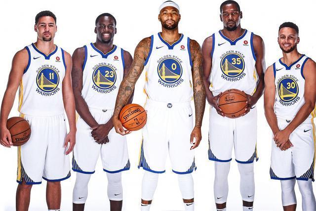 科贝记者：巴尔韦德右腿内收肌不适，明天将接受检查（巴尔韦德右腿内收肌不适，科贝记者称其明日将接受检查）