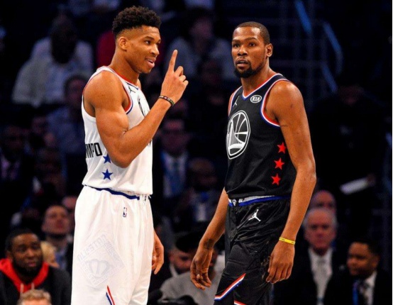 都灵主帅：我很尊重斯帕莱蒂，我们必须带着创造历史的信念比赛（都灵主帅：致敬斯帕莱蒂，我们要以改写历史的信念出战）