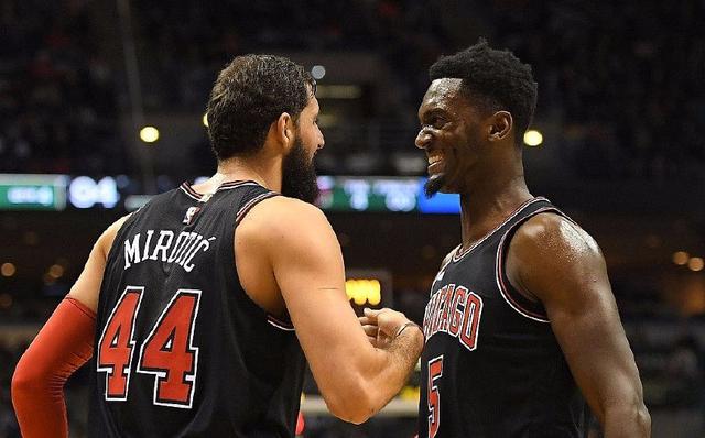 助攻榜变化引热议（助攻榜变动掀热议）